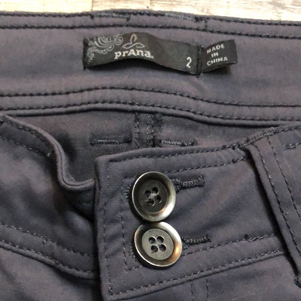 PrAna grey flat front Bermuda Hiking Walking shorts - Picture 2 of 15